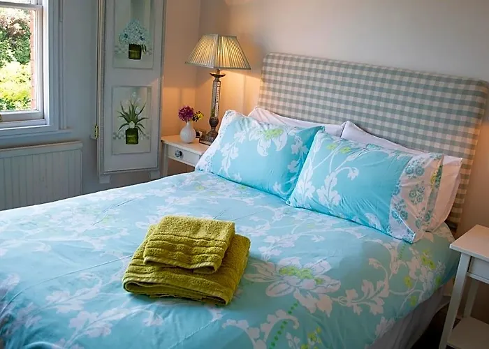 The Hollies Bed And Breakfast